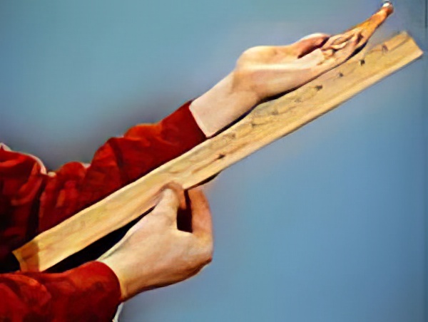 Cubit measurement. Photo copyrighted, Films for Christ.