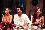Tori Spelling, Marlon Wayans and Kathleen Robertson in “Scary Movie 2”