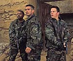 Ice Cube, George Clooney and Mark Wahlberg in Three Kings. ©1999 Warner Bros. All rights reserved.